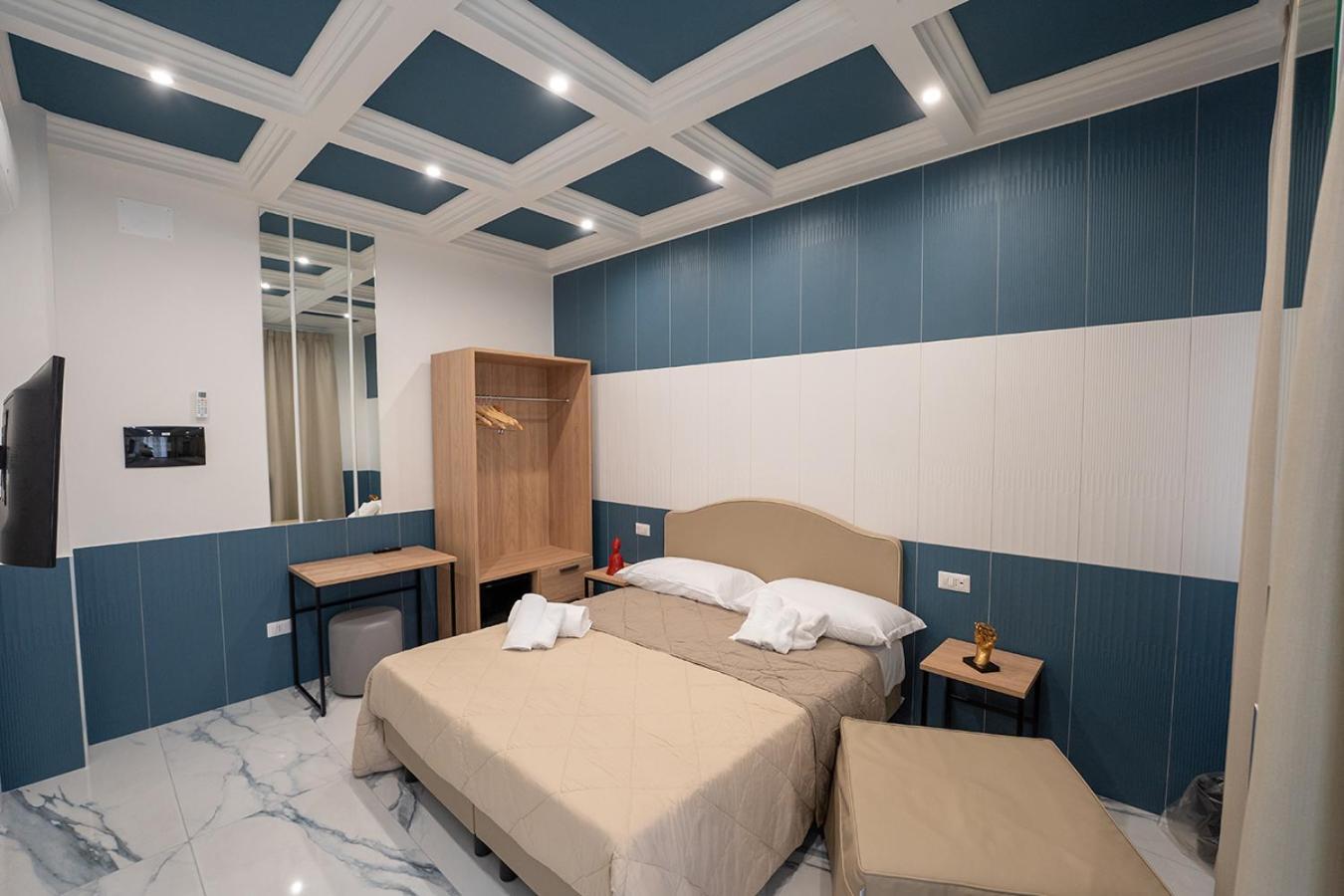 Отель Medina H. Napoli Centro, By Clapa Group Экстерьер фото